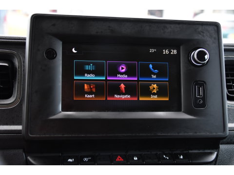 Renault Master T35 2.3 dCi 150 L3H2 Edition Glasresteel! Camera, Cruise, LED, Automaat, 150pk, multimedia, Leder, Trekhaak, Sensoren, Uniek! Glaswagen, Imperiaal, Glas resteel, Glas, Bouw
