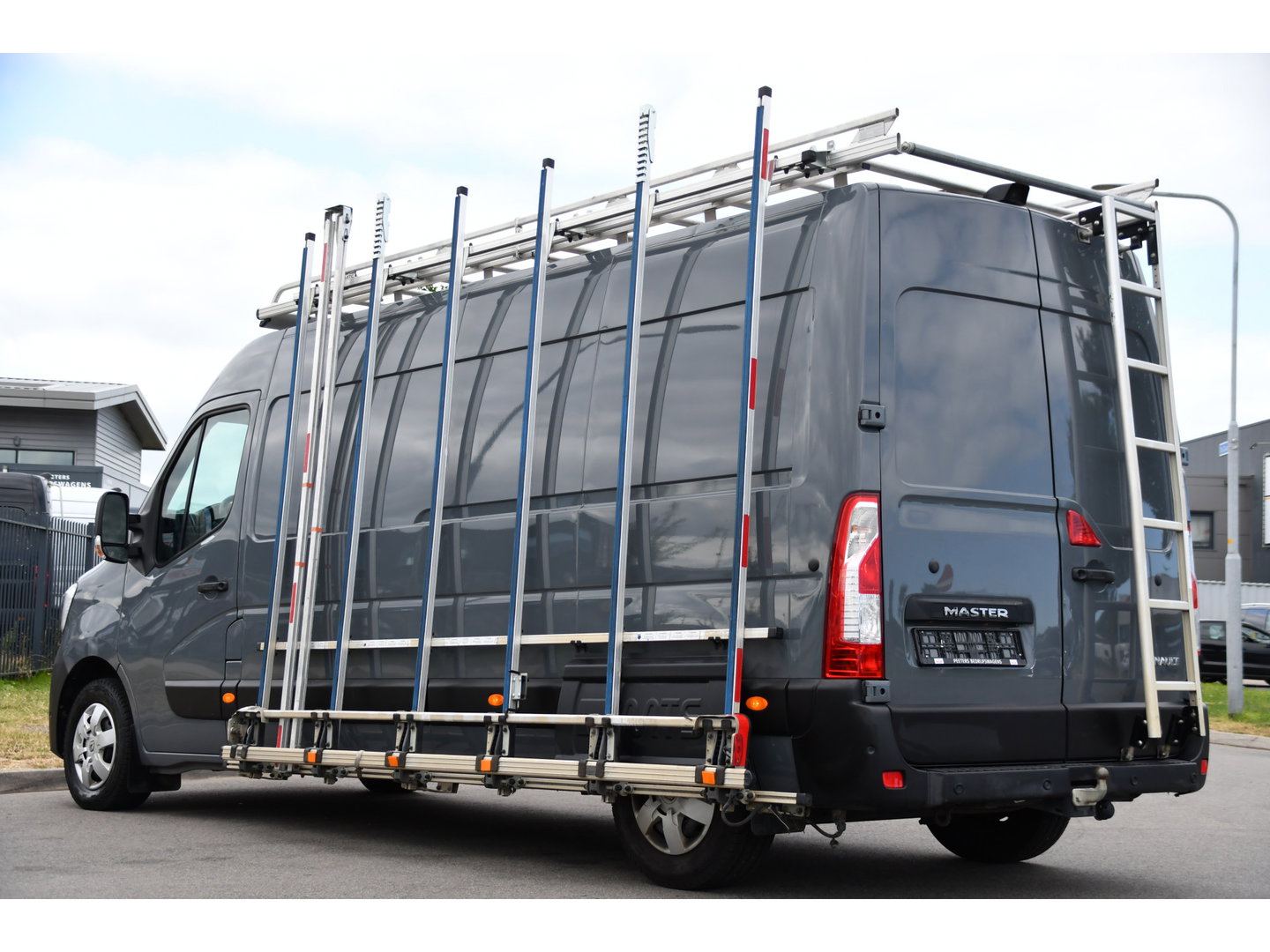 Renault Master T35 2.3 dCi 150 L3H2 Edition Glasresteel! Camera, Cruise, LED, Automaat, 150pk, multimedia, Leder, Trekhaak, Sensoren, Uniek! Glaswagen, Imperiaal, Glas resteel, Glas, Bouw