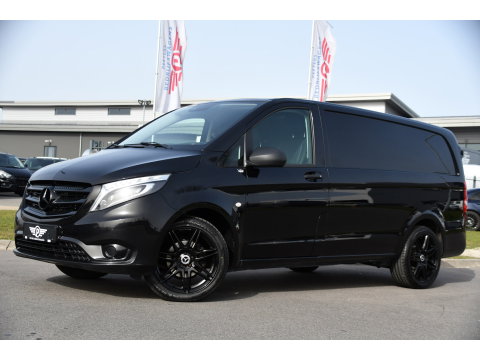 Mercedes-Benz Vito 116 CDI L2 Black Edition Camera, Cruise, LED, 164pk, Trekhaak, Leder, Multimedia, Automaat, Sensoren, Uniek!