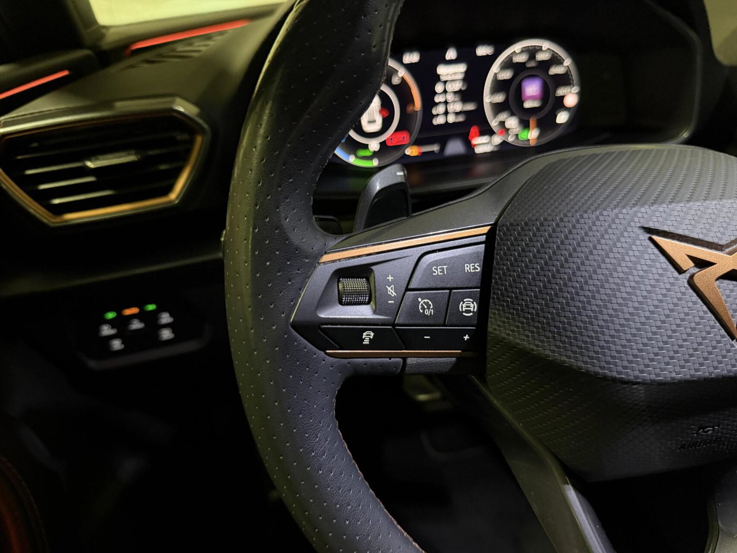 CUPRA Leon Sportstourer 1.4 e-Hybrid VZ Copper Trekhaak NAP