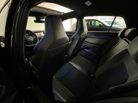 Volkswagen Golf 2.0 TSI R 4M Performance Pano|H/K|Akrapovic