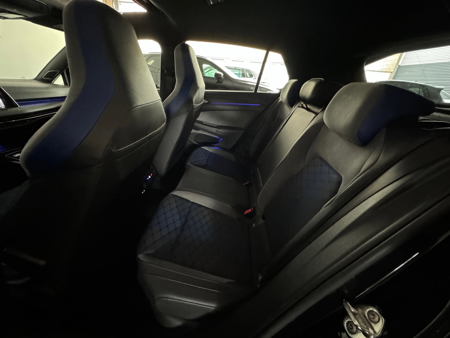 Volkswagen Golf 2.0 TSI R 4M Performance Pano|H/K|Akrapovic