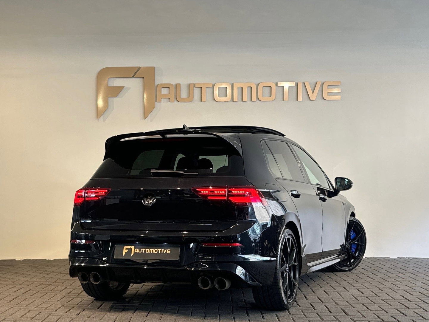 Volkswagen Golf 2.0 TSI R 4M Performance Pano|H/K|Akrapovic