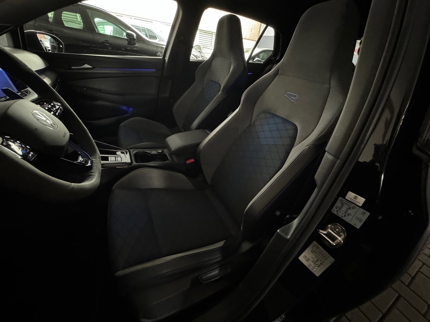 Volkswagen Golf 2.0 TSI R 4M Performance Pano|H/K|Akrapovic