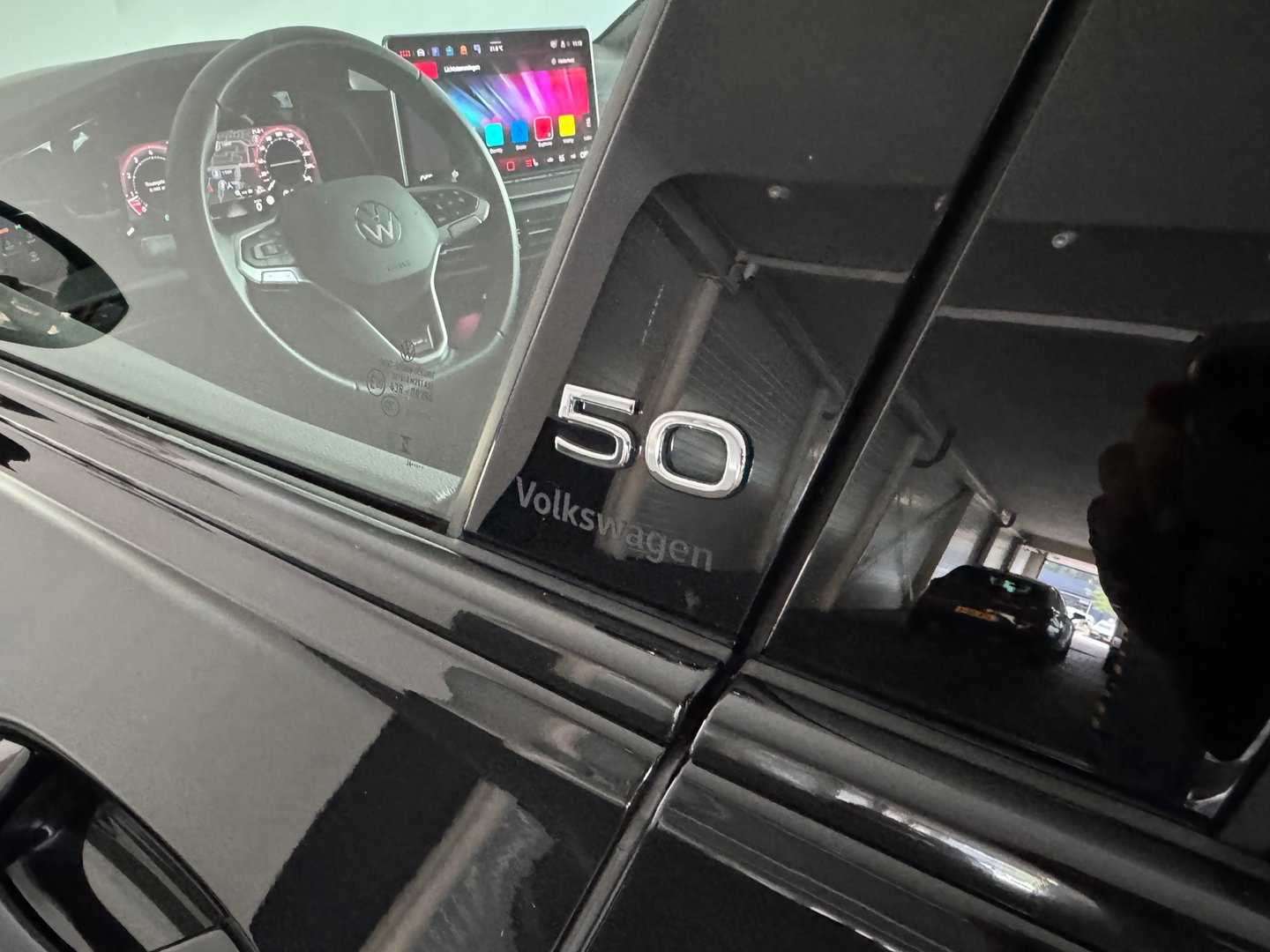 Volkswagen Golf 1.5 eTSI R-Line Edition Pano|Sfeer|IQ|HuD