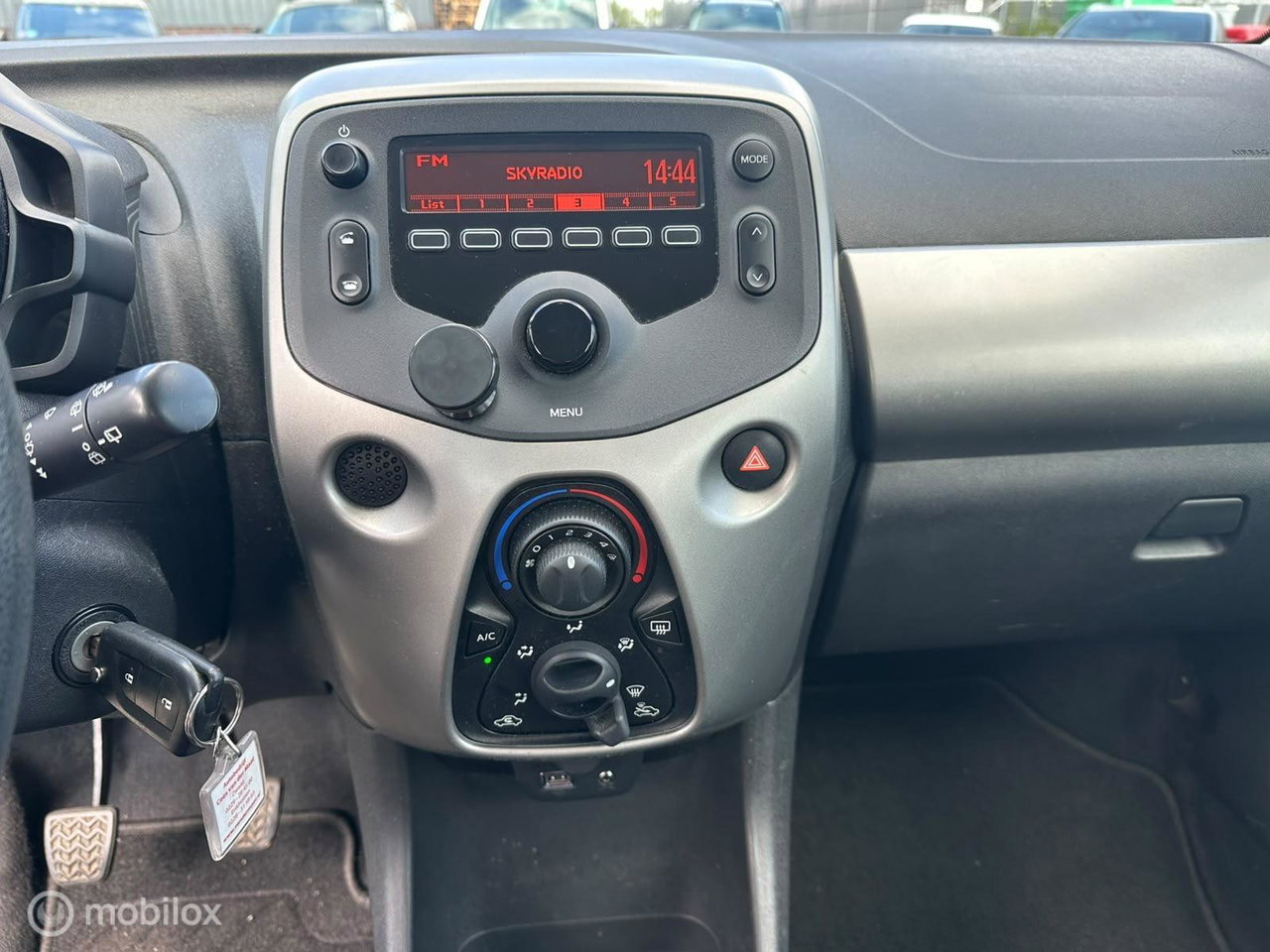 Peugeot 108