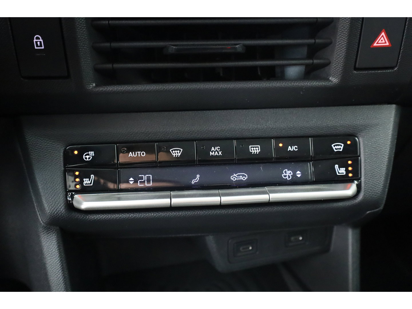 Opel Frontera 1.2 Turbo Hybrid GS 7p. | Camera | Stoel- Stuurverw. | NAV + CarPlay | Cruise Ctrl. | LED | Clima