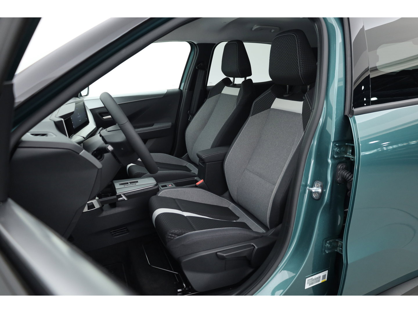 Opel Frontera 1.2 Turbo Hybrid GS 7p. | Camera | Stoel- Stuurverw. | NAV + CarPlay | Cruise Ctrl. | LED | Clima