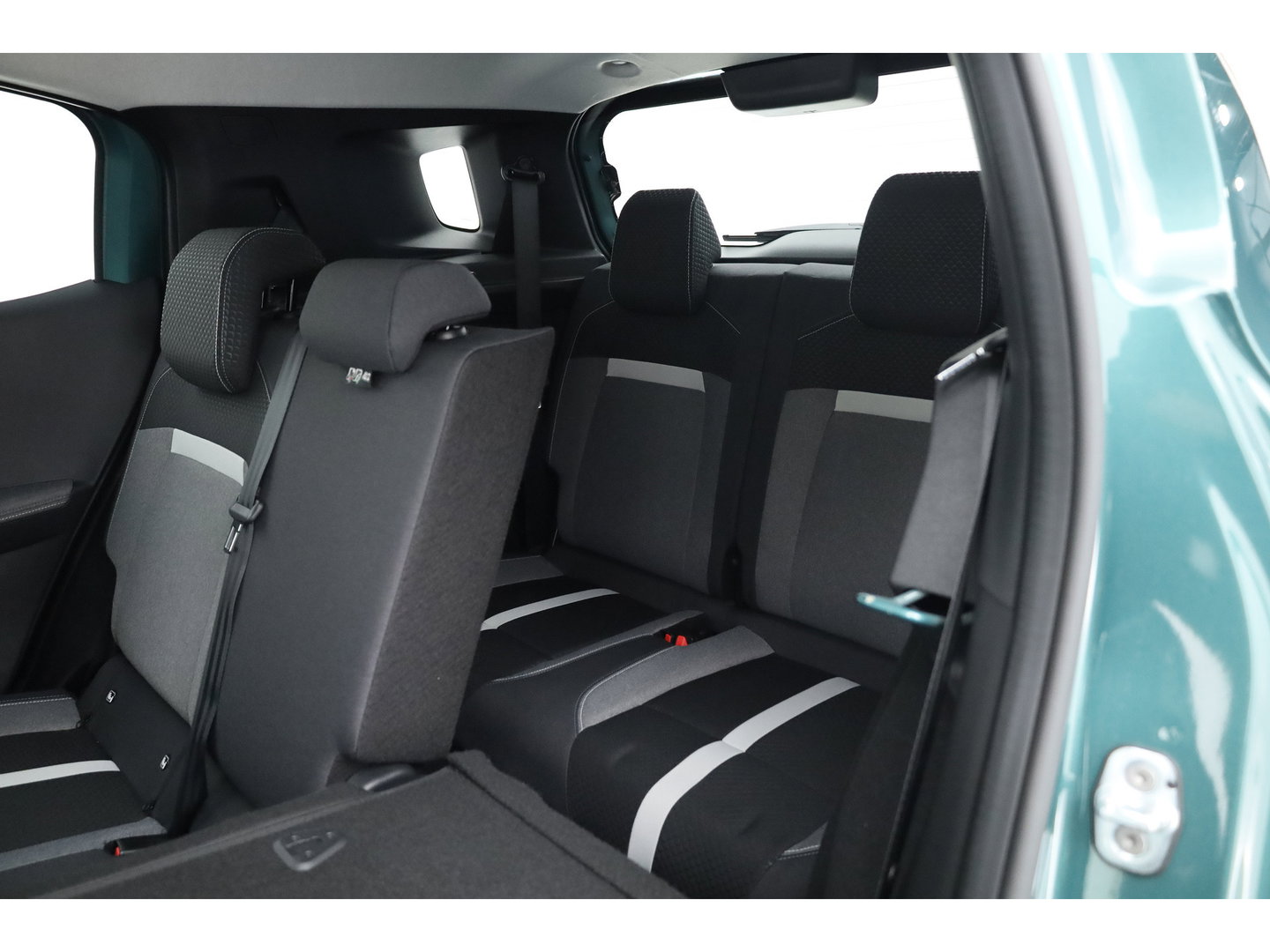 Opel Frontera 1.2 Turbo Hybrid GS 7p. | Camera | Stoel- Stuurverw. | NAV + CarPlay | Cruise Ctrl. | LED | Clima