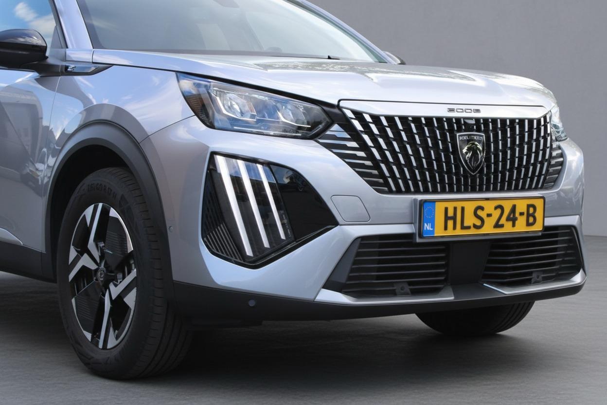 Peugeot e-2008