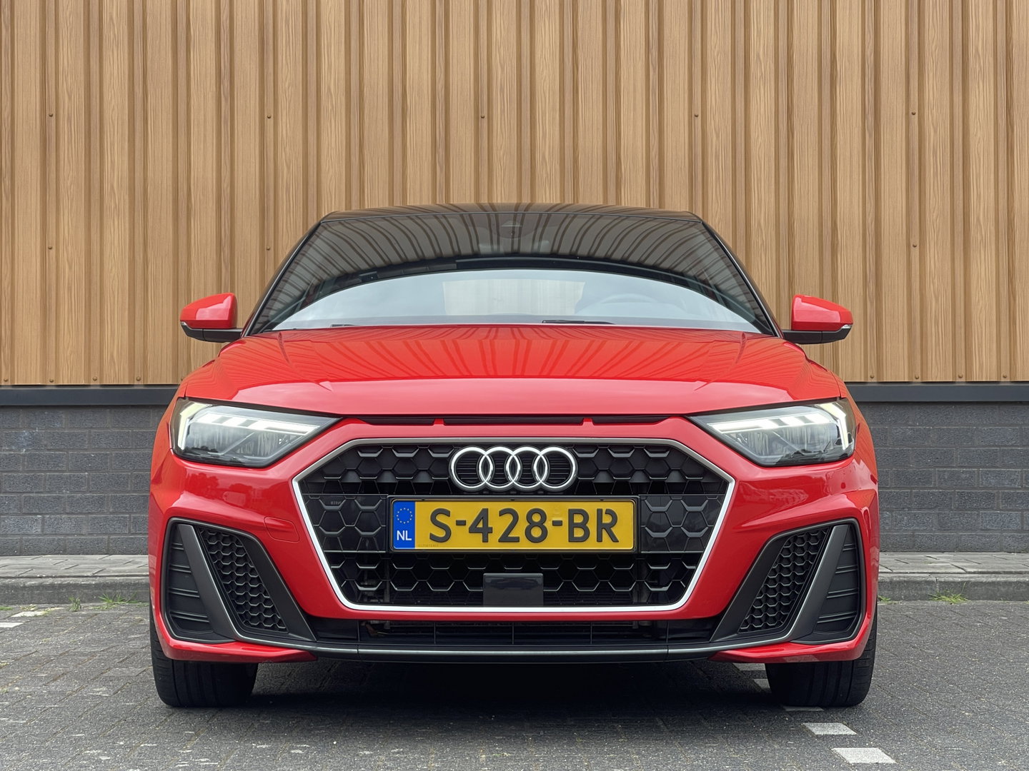 Audi A1 Sportback 25 TFSI S edition | Apple Carplay | Airconditioning | Lane Assist | Cruise Control | Front Assist |