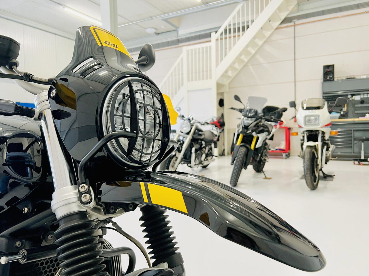 BMW R nineT
