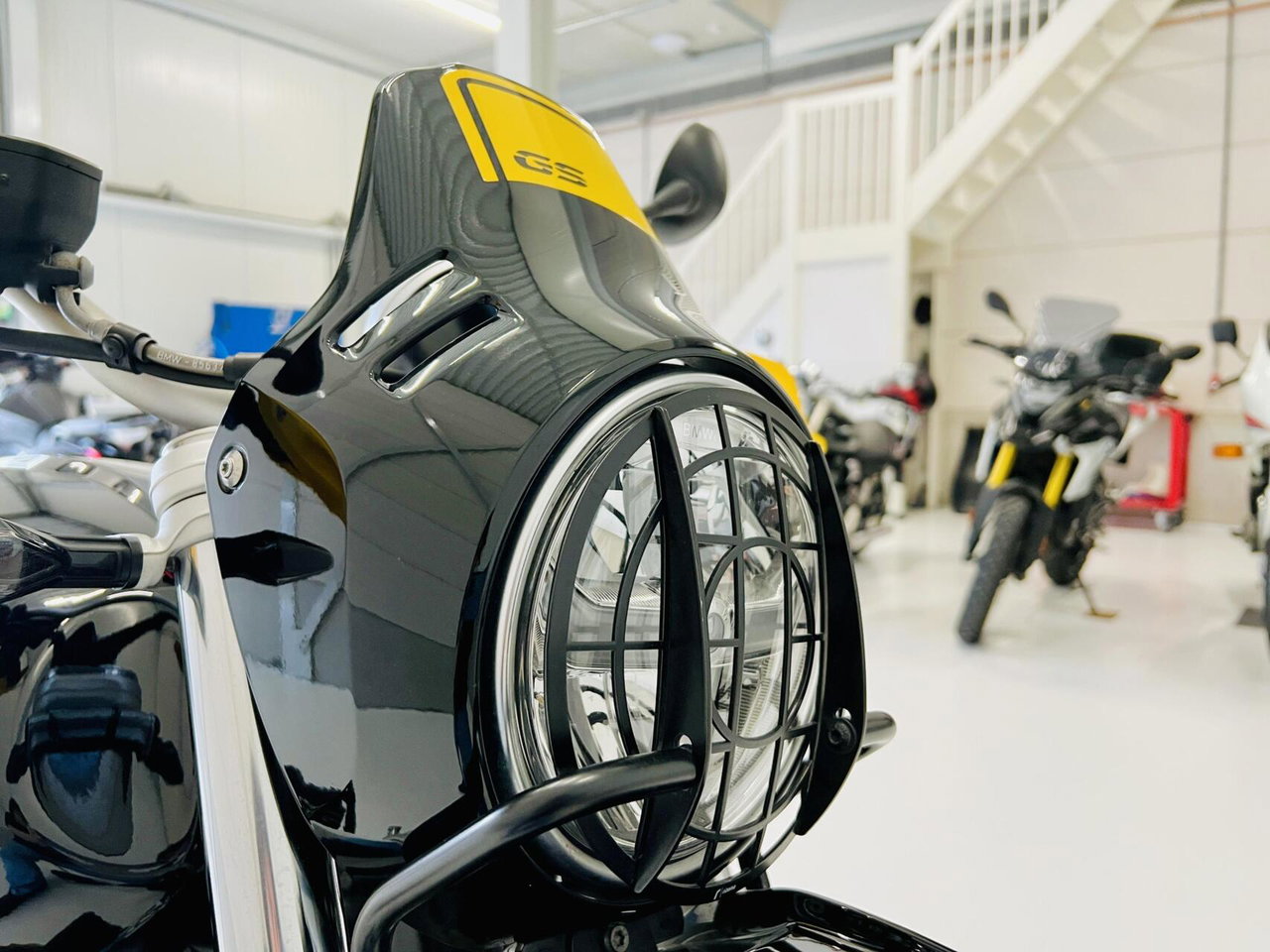 BMW R nineT