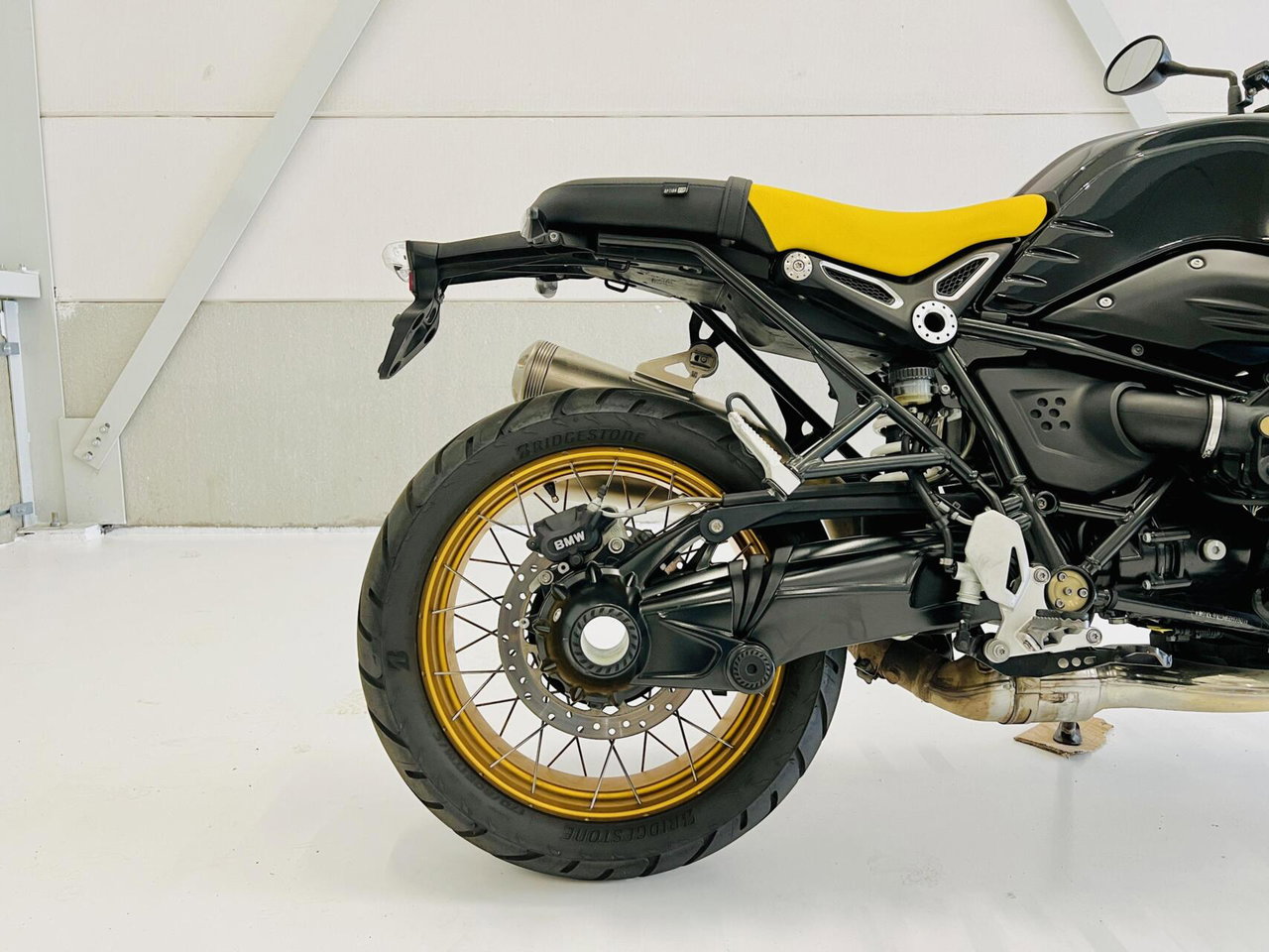 BMW R nineT