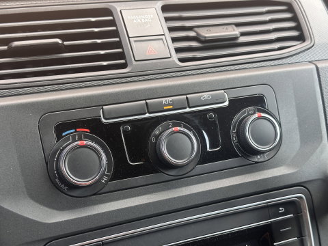 Volkswagen Caddy Maxi 2.0 TDI L2H1 BMT Highline | Cruise Control | Euro 6 | Parkeersensoren Achter | Bluetooth | Omvormer | Trekhaak | Airconditioning |