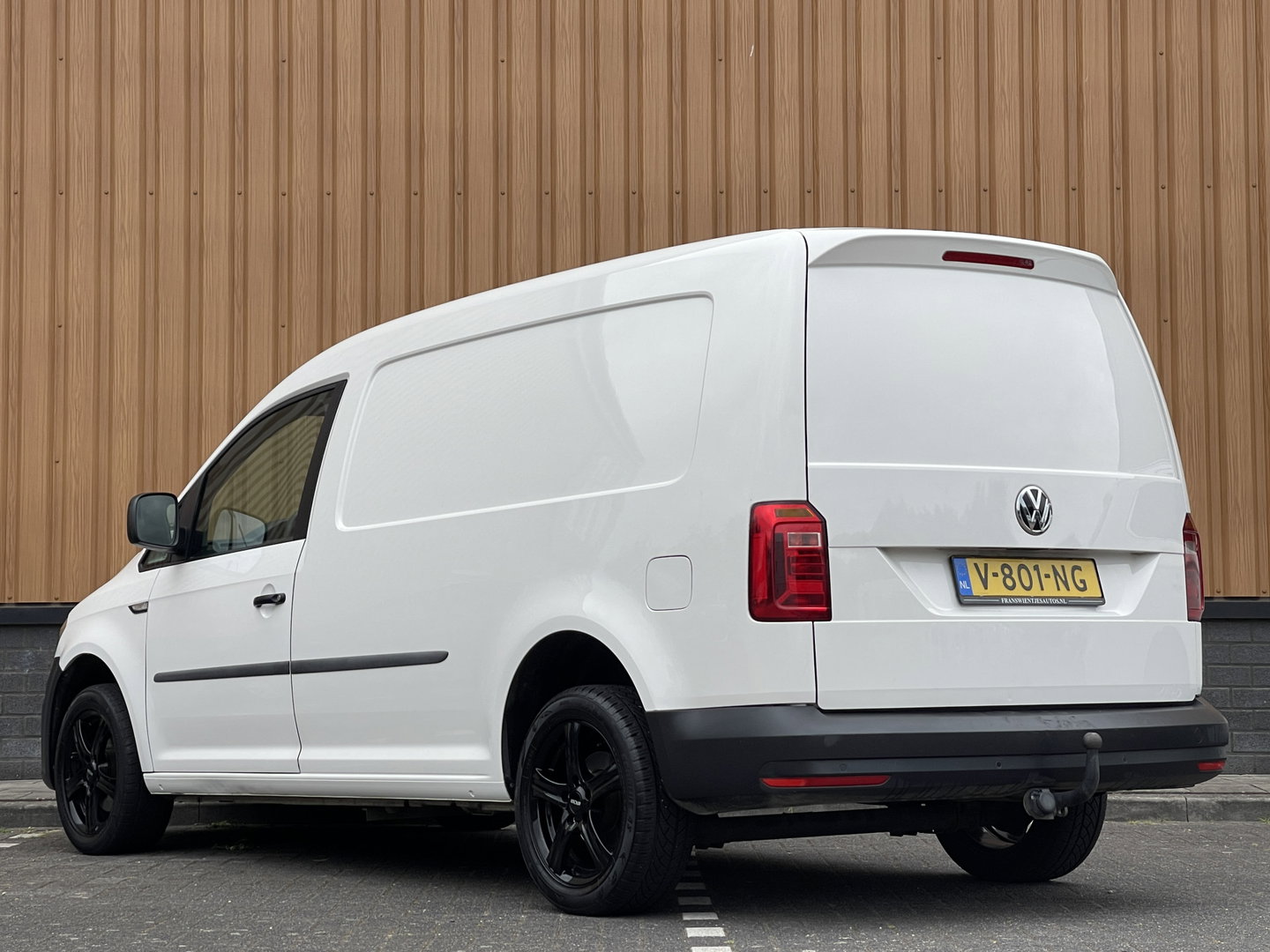 Volkswagen Caddy Maxi 2.0 TDI L2H1 BMT Highline | Cruise Control | Euro 6 | Parkeersensoren Achter | Bluetooth | Omvormer | Trekhaak | Airconditioning |