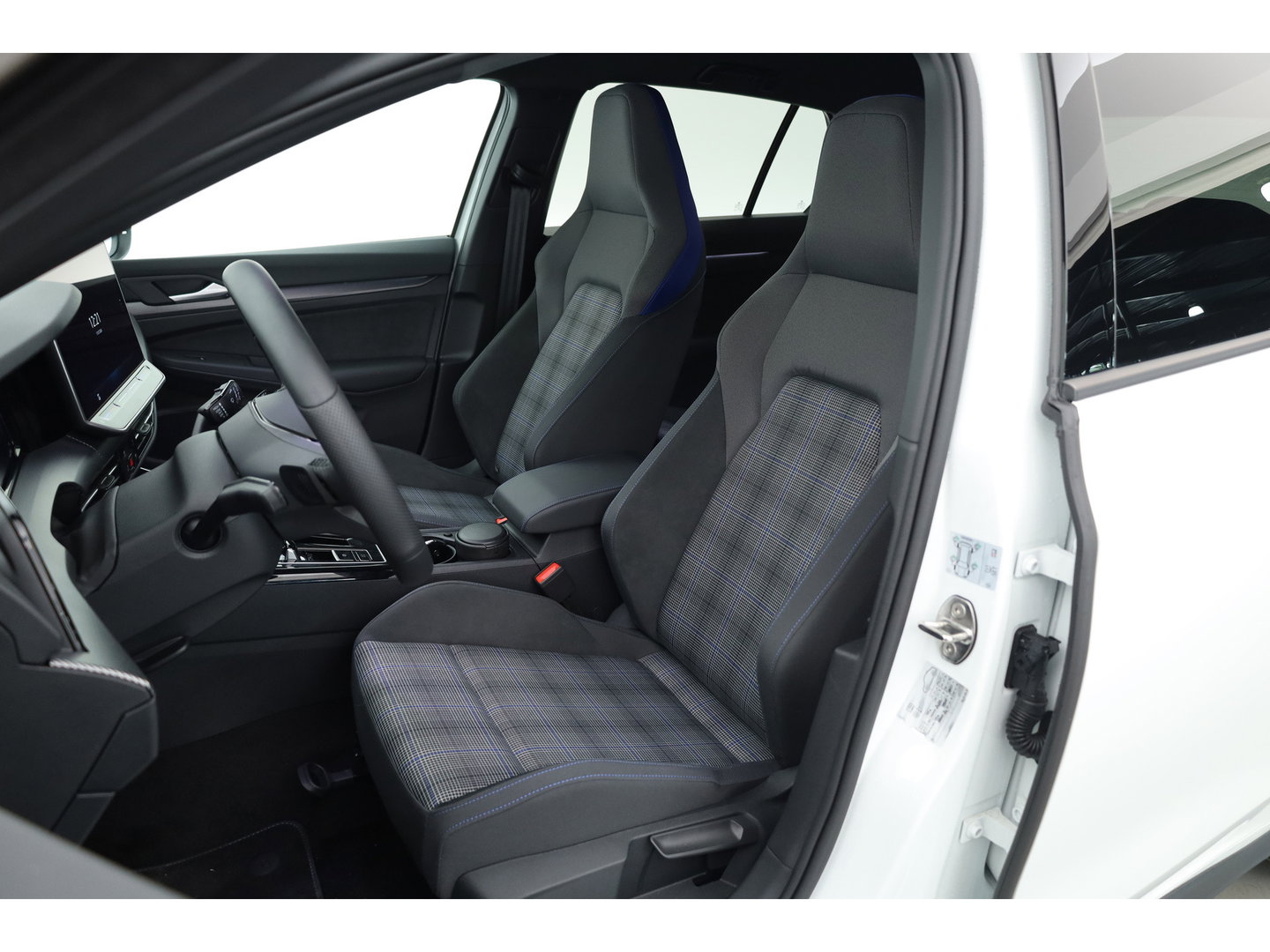 Volkswagen Golf 1.5 eHybrid GTE | 360cam | Adapt. Cruise | 18'' | IQ. Light | Stoel- Stuurverw. | Apple CarPlay