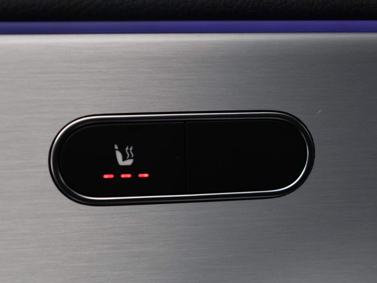 Mercedes-Benz CLA-Klasse Shooting Brake 250 e AMG Line | SOH 92.9% | Trekhaak | Leder | Camera | Carplay | Park assist | Cruise control | Sfeerverlichting | Stoelverwarming | Full LED | Climate control |