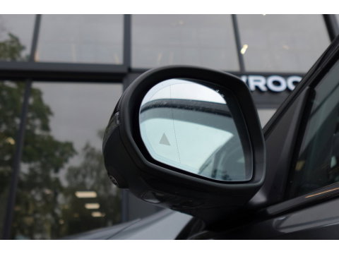 Mercedes-Benz C-Klasse 300 e AMG MEMORY HUD PANO VOL'