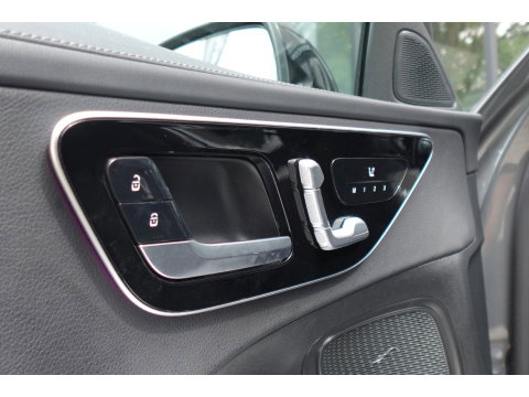 Mercedes-Benz C-Klasse 300 e AMG MEMORY HUD PANO VOL'