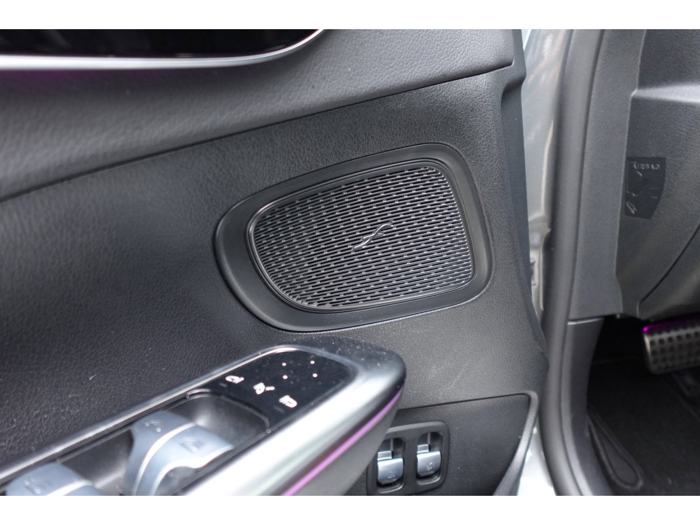 Mercedes-Benz C-Klasse 300 e AMG MEMORY HUD PANO VOL'