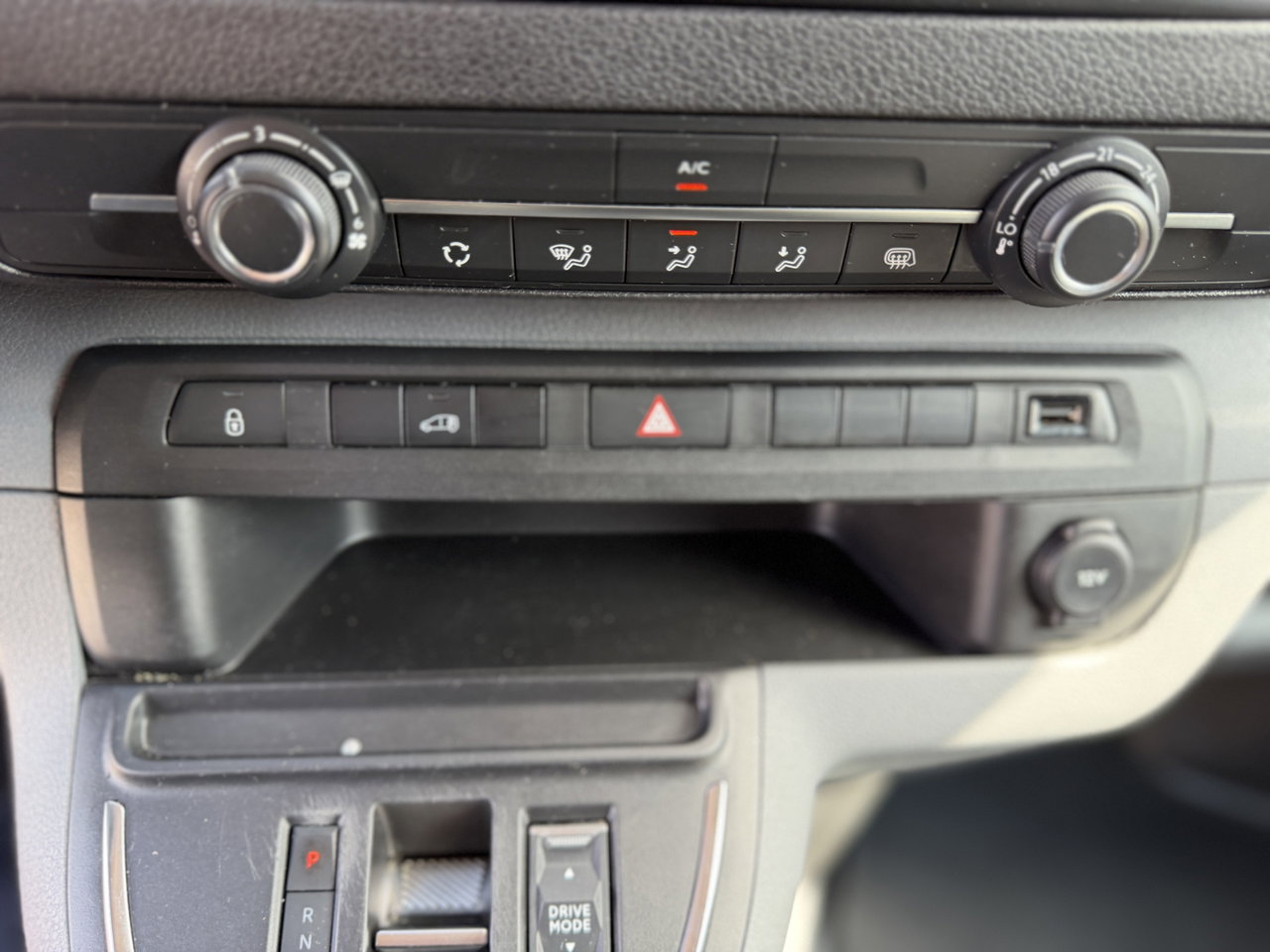 Peugeot e-Expert
