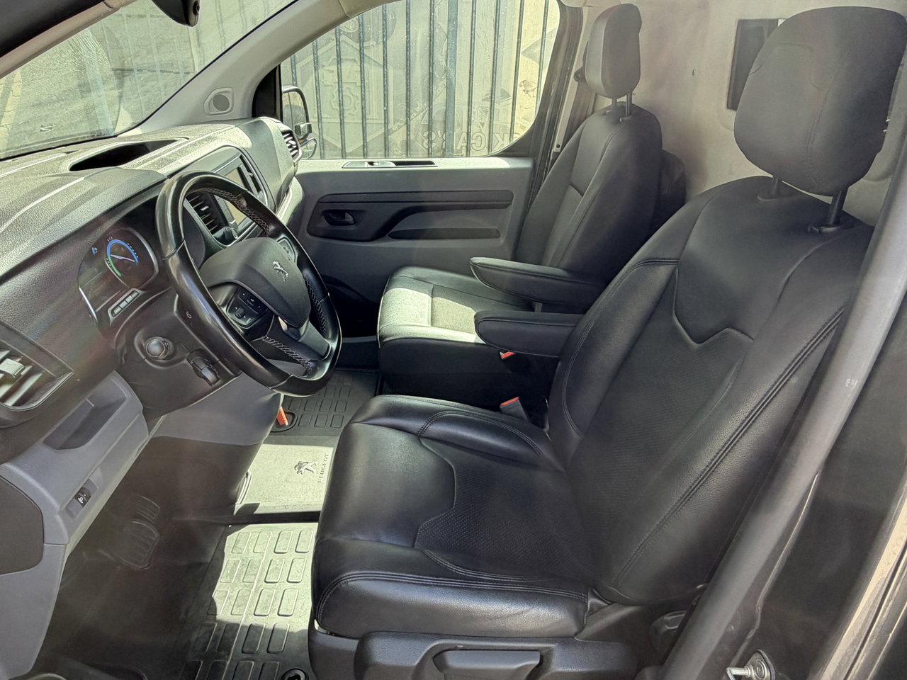 Peugeot e-Expert