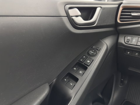 Hyundai IONIQ Comfort EV (INCL-BTW) Aut. *ADAPTIVE-CRUISE | DIGI-COCKPIT | SHIFTPADDLES | LANE-ASSIST | CCS-FASTLOADER | CRUISE | CAMERA | KEYLESS | DAB+ | NAVI-FULLMAP | ECC | PDC | 16"*