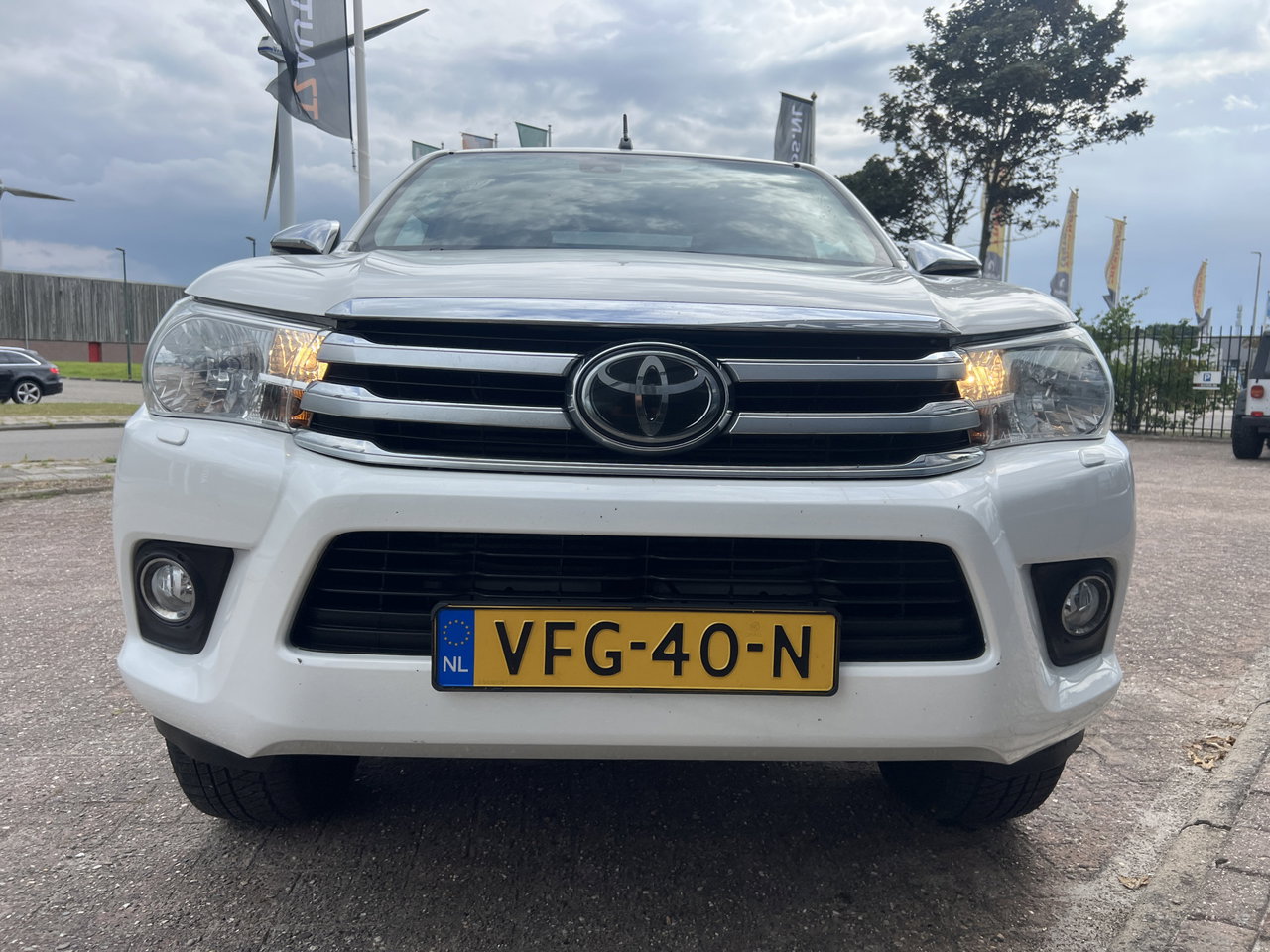 Toyota Hilux