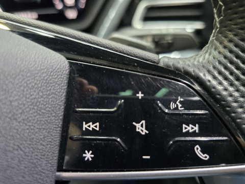 Audi Q4 e-tron 50 quattro S edition 77 kWh S Line Pano sonos HUD Leder Matrix Led LM