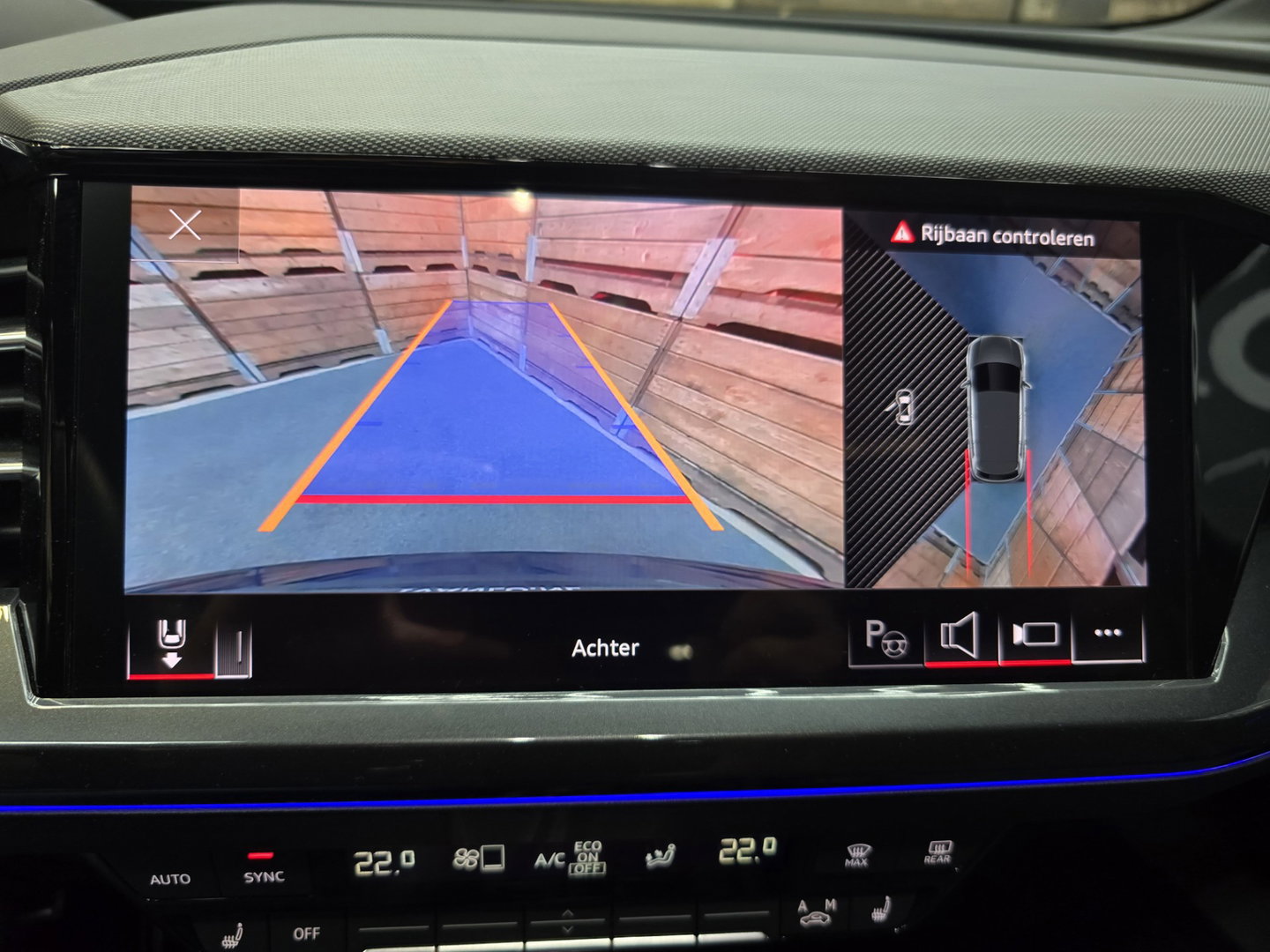 Audi Q4 e-tron 50 quattro S edition 77 kWh S Line Pano sonos HUD Leder Matrix Led LM
