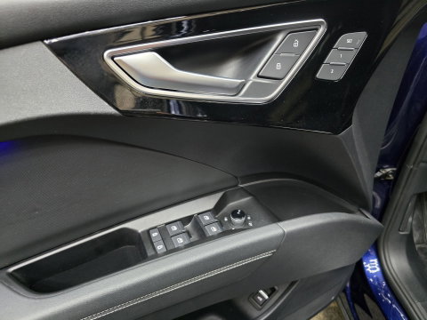 Audi Q4 e-tron 50 quattro S edition 77 kWh S Line Pano sonos HUD Leder Matrix Led LM
