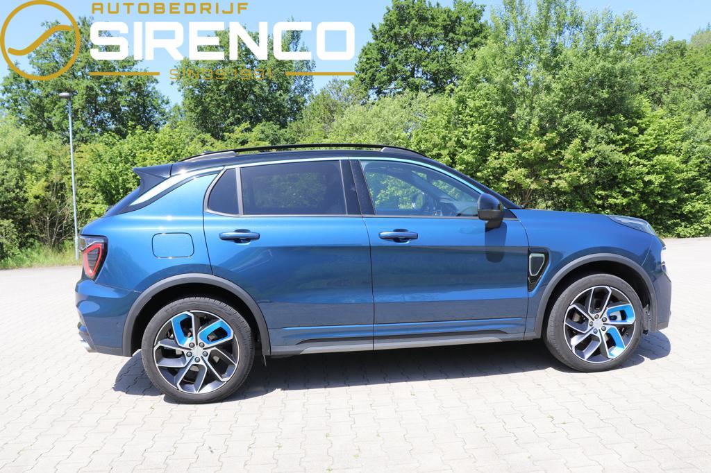 Lynk & Co 01