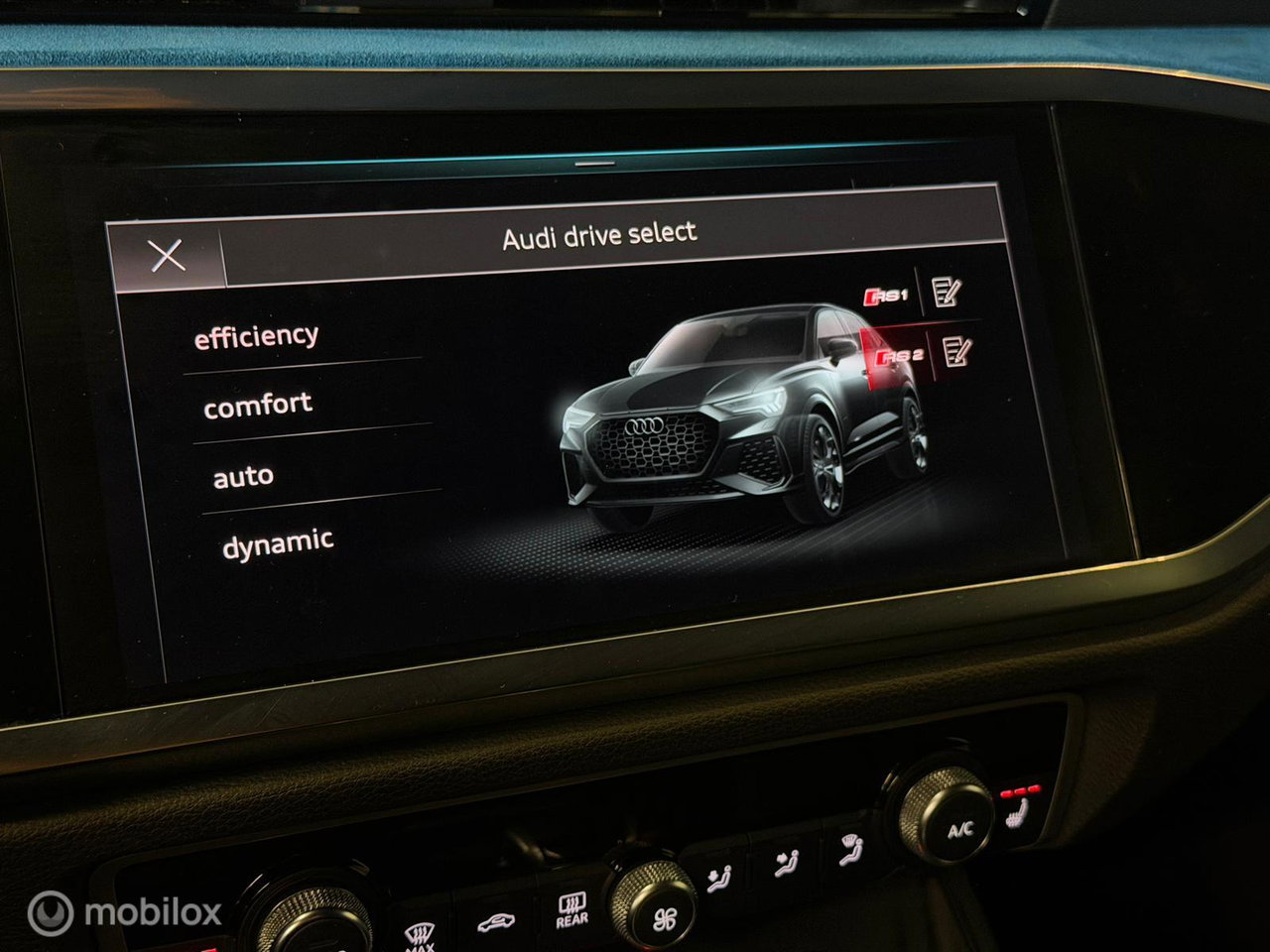 Audi RSQ3