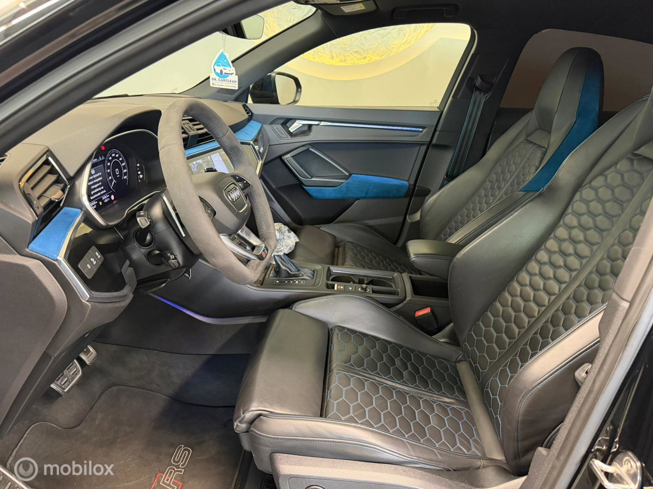 Audi RSQ3