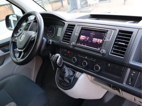 Volkswagen Transporter 2.0 TDI 150 pk DSG Automaat L2 Lang - Highline