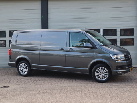 Volkswagen Transporter 2.0 TDI 150 pk DSG Automaat L2 Lang - Highline