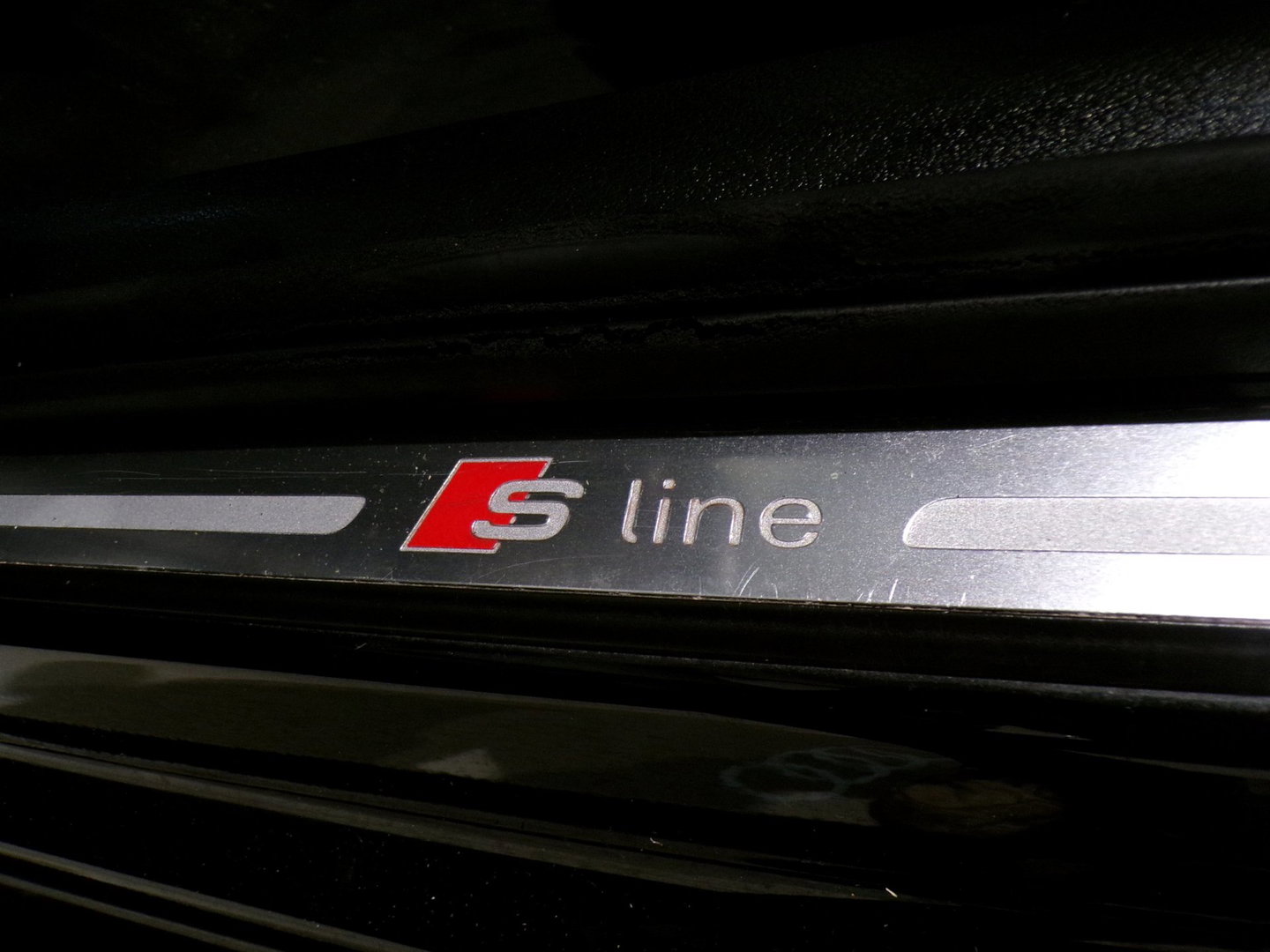 Audi A3 Sportback 1.2 TFSI S-Line Adrenalin "Origineel NL!" Xenon-LED Parkeersensoren Bluetooth Navigatie 18"Velgen Nieuwe-APK