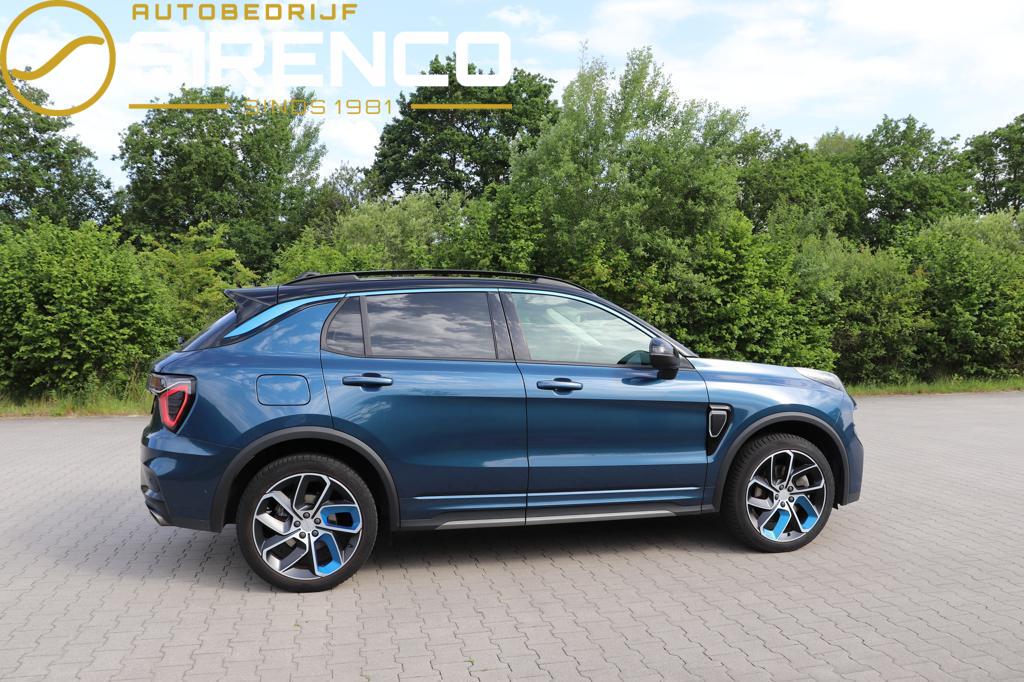 Lynk & Co 01