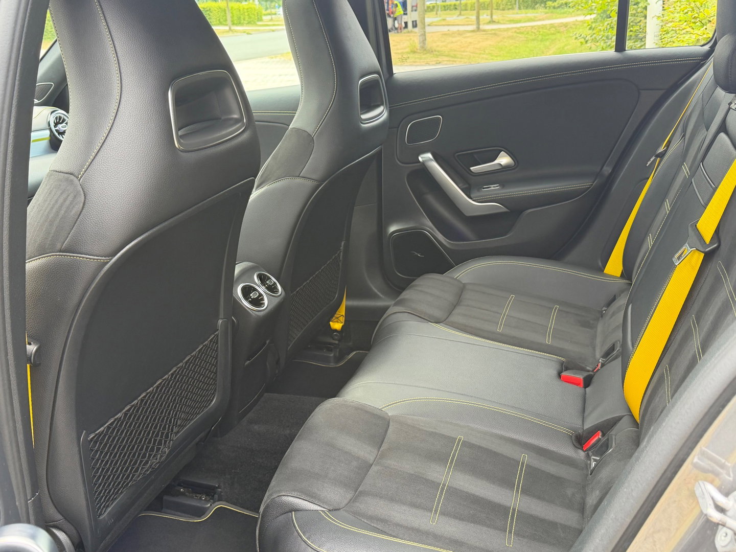 Mercedes-Benz A-Klasse 250 4MATIC Premium Plus|Pano|AMG edition|250pk|stage 1