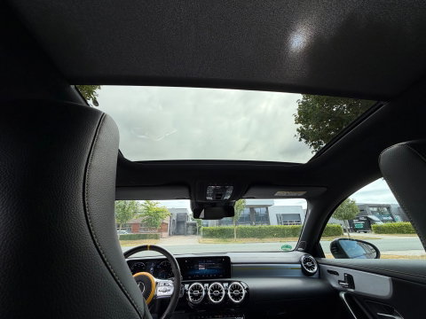 Mercedes-Benz A-Klasse 250 4MATIC Premium Plus|Pano|AMG edition|250pk|stage 1