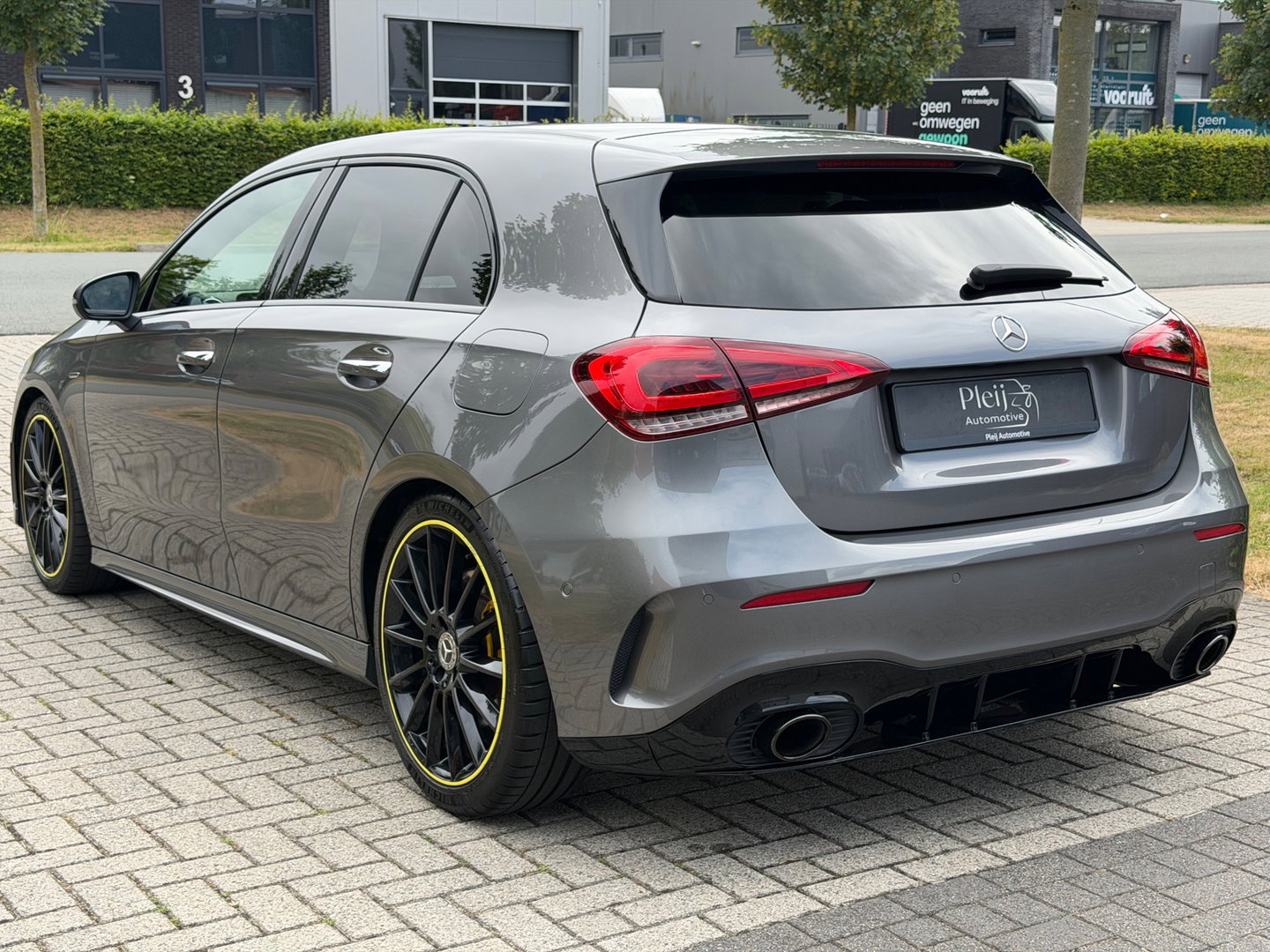 Mercedes-Benz A-Klasse 250 4MATIC Premium Plus|Pano|AMG edition|250pk|stage 1