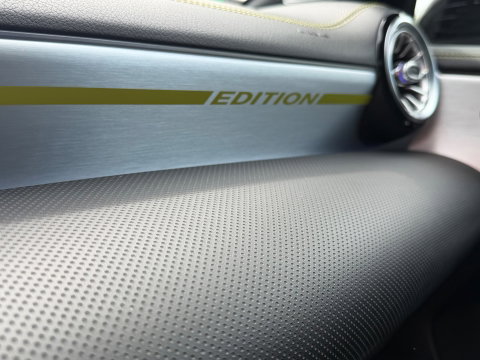 Mercedes-Benz A-Klasse 250 4MATIC Premium Plus|Pano|AMG edition|250pk|stage 1