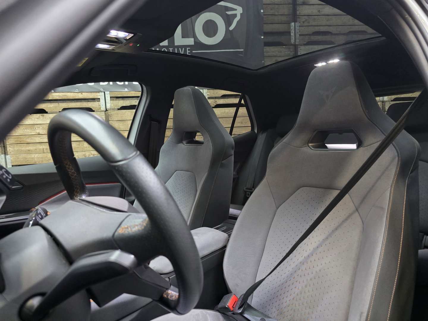 CUPRA Born Copper Edition HuD Pano Matrix Navi Camera 20"LM