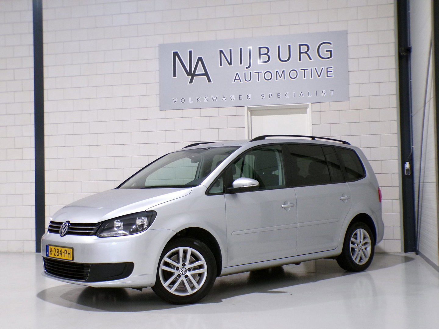 Volkswagen Touran 1.4 TSI Comfortline 7p. "7 Persoons" Apple-carplay Trekhaak Parkeersensoren Bluetooth Navigatie Cruise-control