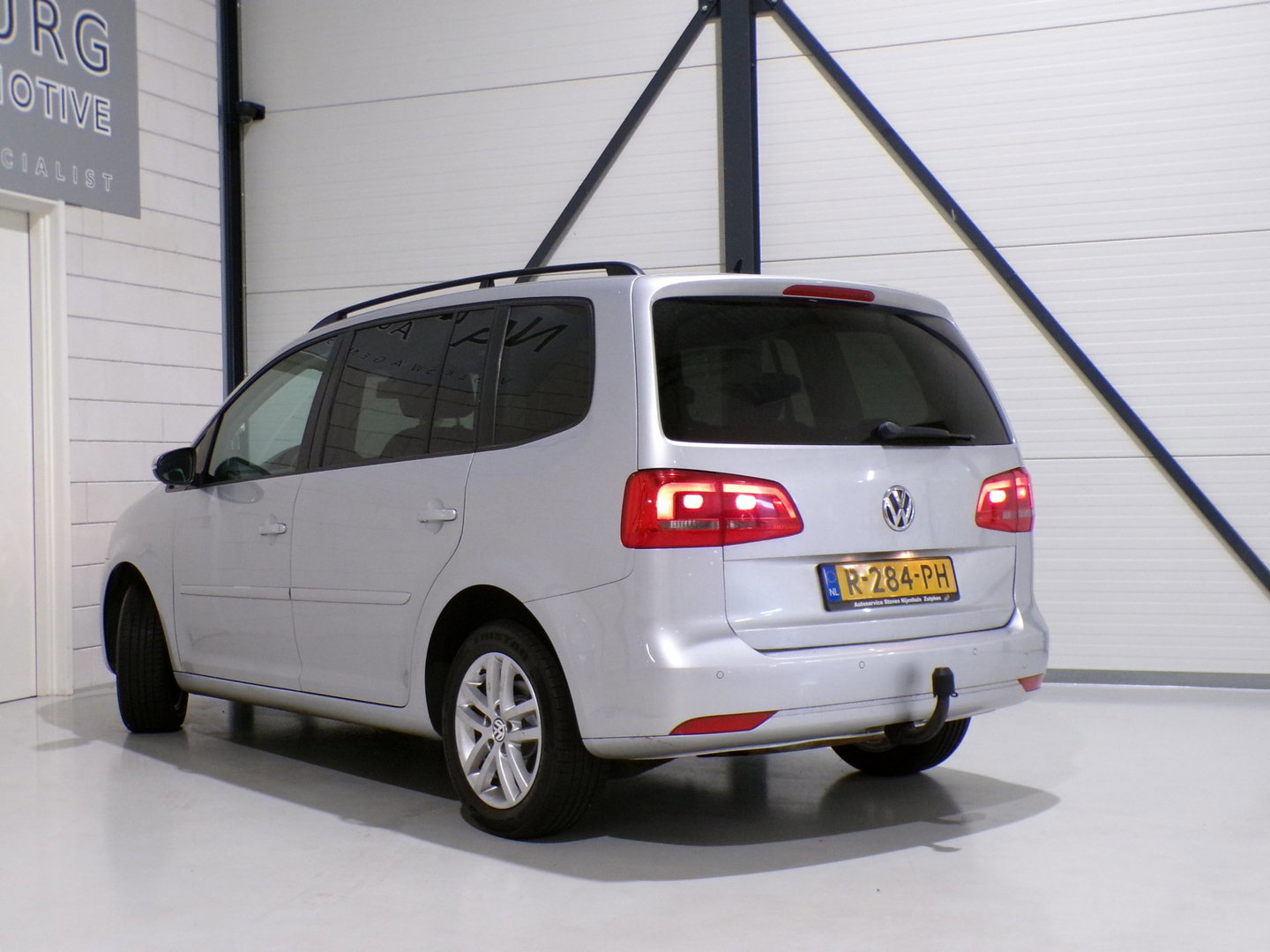 Volkswagen Touran 1.4 TSI Comfortline 7p. "7 Persoons" Apple-carplay Trekhaak Parkeersensoren Bluetooth Navigatie Cruise-control