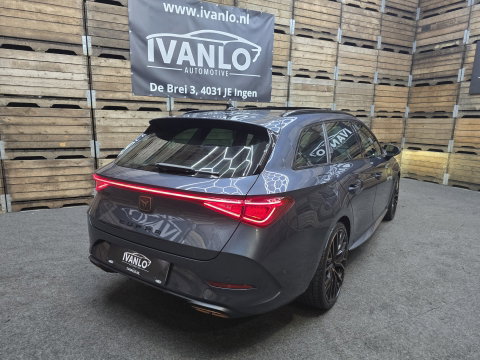 CUPRA Leon Sportstourer 1.4 e-Hybrid VZ Performance Pano Carbon-Kuipstoelen 19"LM