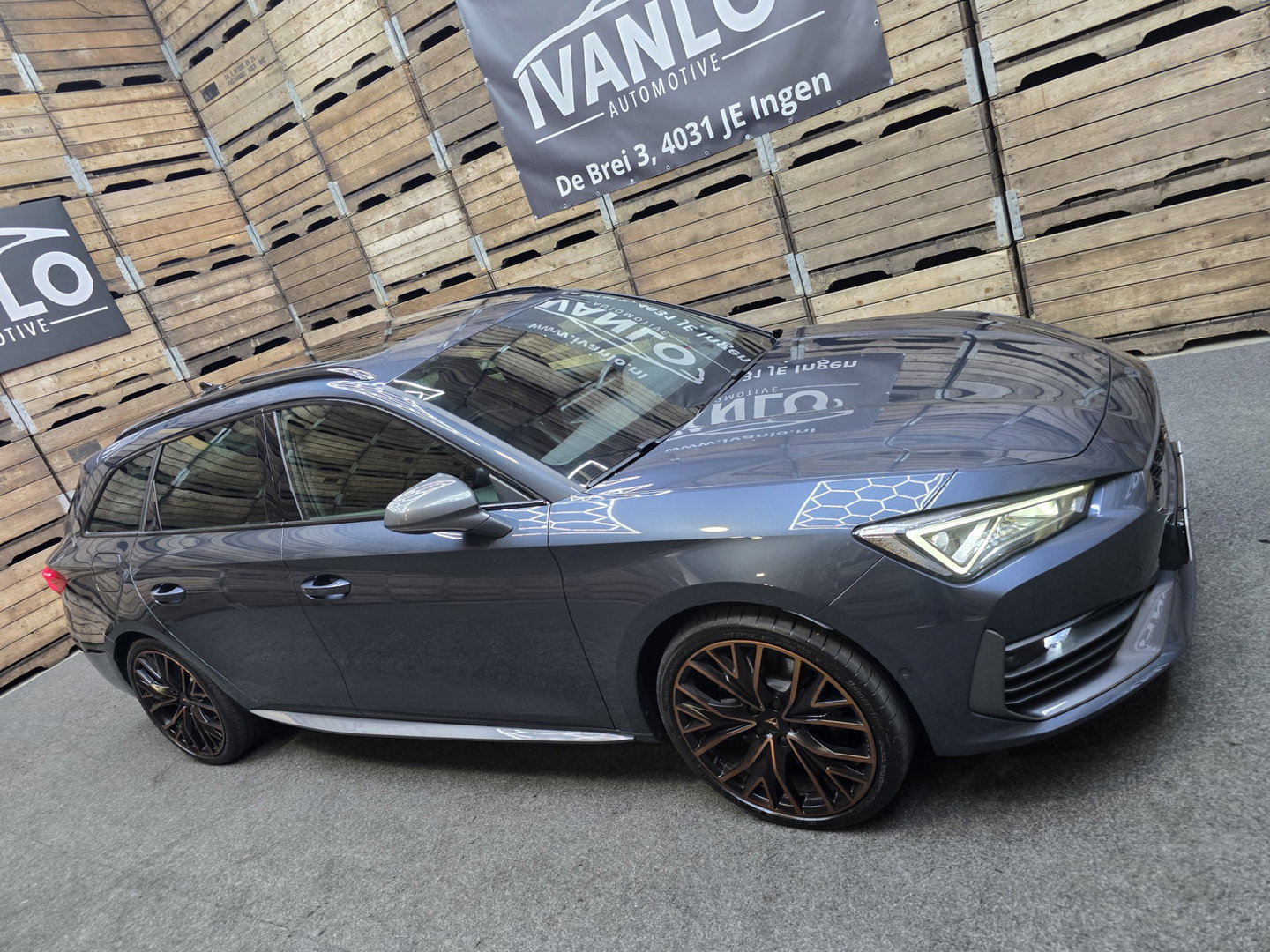 CUPRA Leon Sportstourer 1.4 e-Hybrid VZ Performance Pano Carbon-Kuipstoelen 19"LM
