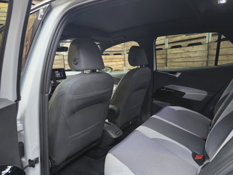Volkswagen ID.3 Pro 58 kWh Performance 150 KW ACC HUD Pano IQ LM