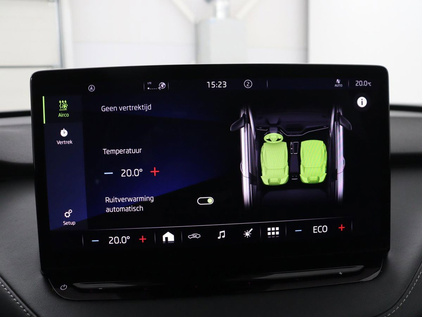 Škoda Enyaq iV 80 Sportline | SOH 92.7% | Leder/alcantara | Stuur verwarming | Camera | Park assist | Cruise control | Carplay | Sfeerverlichting | 21''